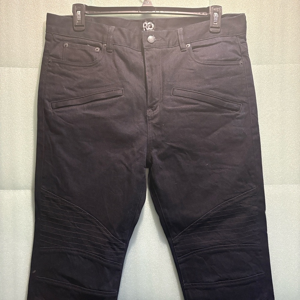 Men's Reinforced Technical Black Straight Jeans.